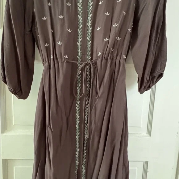 Polagram Dresses | Polagram Taupe Embroidered Midi Dress | Color: Gray/Green | Size: S | Pililiaki's Closet